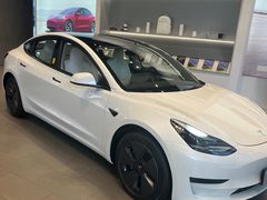 -TESLA 特斯拉(上海太古汇体验店)