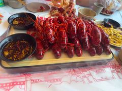 -肥肥虾庄·金牌油焖大虾(杨园滨江时代walk店)