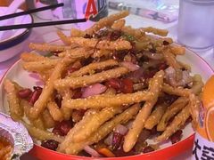-海盗船. 龙虾烧烤. 酒馆