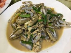 -四川小胡子海鲜(丁村万人海鲜广场店)