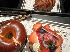-BUTTERFUL&CREAMOROUS 黄油与面包(万象城店)