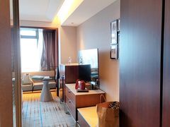 -上海龙之梦万丽酒店