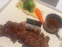 -洛缦音乐餐厅(工业展览馆万象城店)