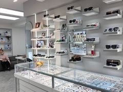 -潘多拉眼镜·蔡司依视路明月(潘家园店)