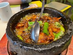 石锅杭椒牛蛙-桂满陇天书(南京德基旗舰店)