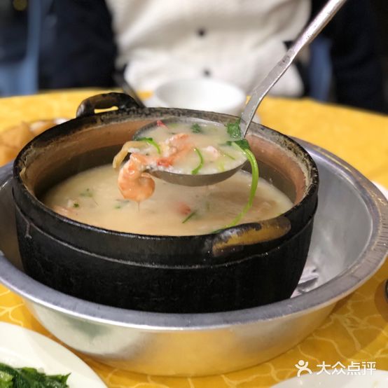 三盛砂锅粥(海城路店)