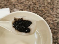 黑芝麻汤团-七宝老街汤团(上海世纪汇广场店)