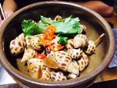 -鑫釜山海鲜烧烤(鑫丰国际店)