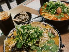 -肥汁米蘭香港米线(定西路店)