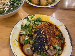 -拈签一笑黄牛肉辣卤串串