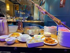 自助取餐区-蒙肥羊·酸汤潮牛·鲜牛肉火锅烤肉自助(岗顶店)