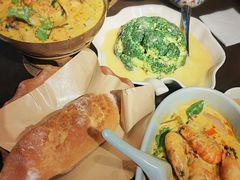 -大头虾越式风味餐厅(光明广场店)