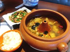 -宣威山野人家·云南菜·菌火锅(金碧店)