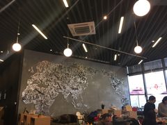-汽车博物馆主题餐厅
