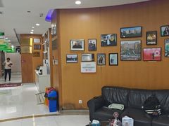 -雅悦齿科(顾村公园店)