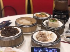 -凤凰楼酒家·粤宴点心(华强北店)