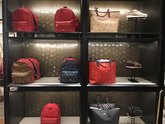 -COACH蔻驰(赛特奥特莱斯店)