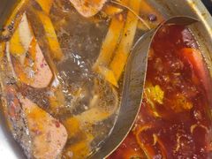 -沸炉重庆老火锅(军事博物馆店)