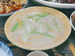 -聚八方土菜馆(余松路店)