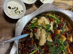 -乡土特色.冷锅鱼.牦牛肉汤锅