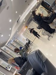 -八佰伴8008星级形象店