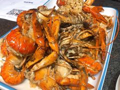 三妹澳洲小龙虾-三妹小龙虾·黄油蟹(华侨城总店)