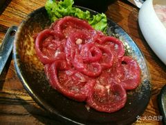 -老牌坊云南鱼豆花火锅(爱建店)