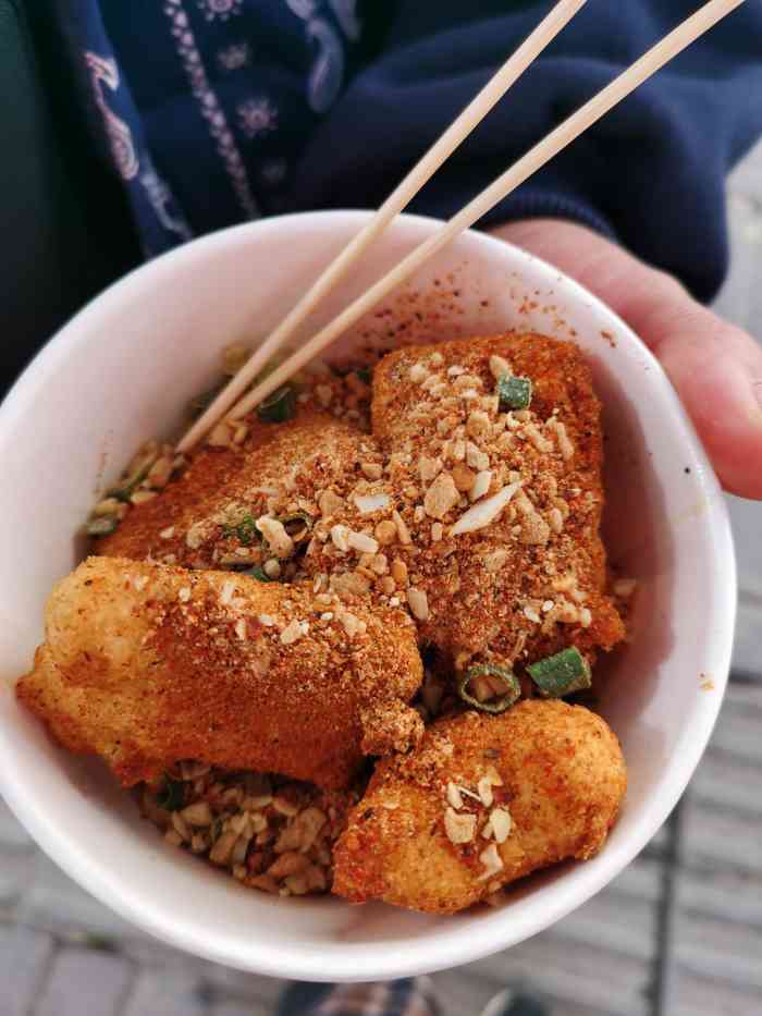 袁阿妹·脆皮包浆豆腐-"在团购上买了一个干拌的,份量吧还是比较少.