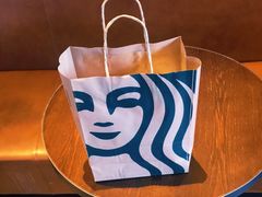 -星巴克臻选(上海长风大悦城店)