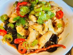 -鸣记脆皮烤鱼·海鲜烤鱼(三八广场店)