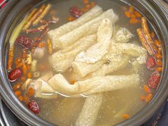 -花苑美食横琴生蚝火锅(拱北粤华路店)