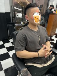 -MARTIN'S BARBER SHOP男士理发馆