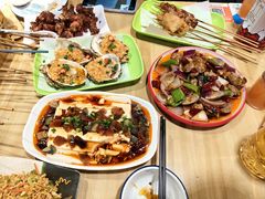 -烤满分·东北烧烤(首经贸店)