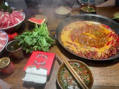 -萍姐火锅·公路夜市(武汉首店)