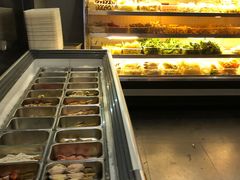 自助取餐区-万记麻辣烫国展总店