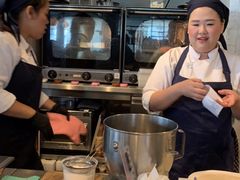 -ROAST coffee & eatery