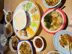 -怪噜范·老贵阳街头名小吃(数博万达店)