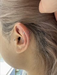 -AI艾耳·专业手工耳洞·穿孔美学馆