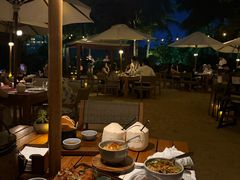 -三亚艾迪逊酒店·海滩烧烤 BARBACOA·现场乐队·浪漫晚餐·烧烤海鲜