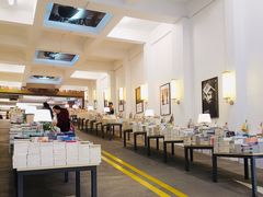 店内环境-先锋书店(五台山总店)