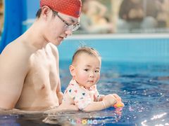 -龙格亲子游泳•水育早教运动中心