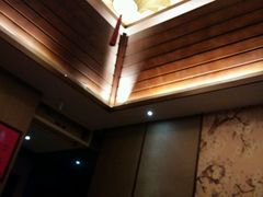 -知足常乐休闲会所