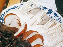 -东镇老火锅(长春路首店)