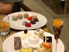 杨枝甘露-松山湖凯悦酒店·Café自助餐厅·周末火舞秀表演