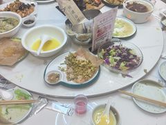 -何适山庄 ·可团建(水长城P2停车场店)