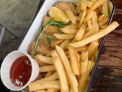 美式风味炸鸡翅配薯条-MIKAKU(万达广场上海宝山店)