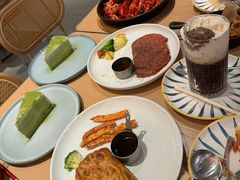 -必胜客(大宁路店)
