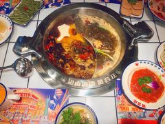 -鸿通城购物中心