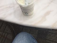 -星巴克(武汉欧利新天地店)