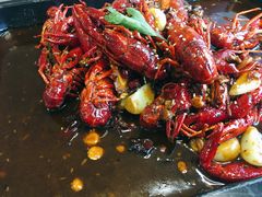 油焖龙虾-佳佳麻辣烧菜馆